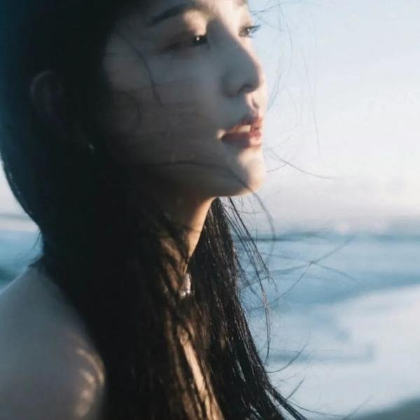 黑白人间